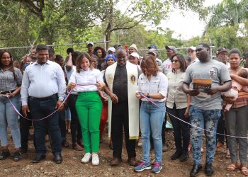 Nature Power Foundation y Banco BHD entregan acueductos a comunidades de El Limón y El Colorado 