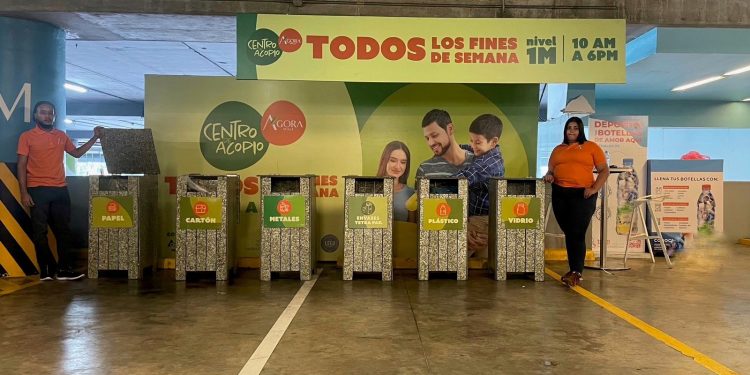 Ágora Mall recicla más de tres millones de libras de desechos en 12 años de operaciones