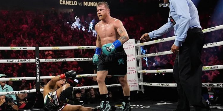 Canelo Álvarez vence a Jaime Munguía por decisión unánime en Las Vegas