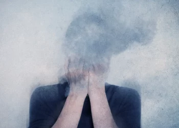 Estos síntomas psiquiátricos pueden alertar de una enfermedad autoinmune