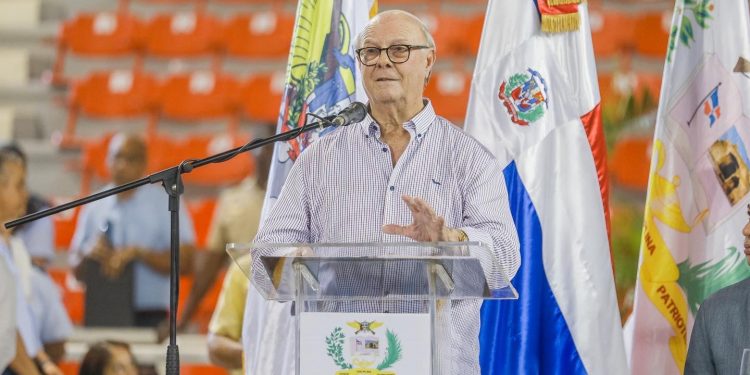 Hipólito sostendrá encuentros con representantes de instituciones internacionales