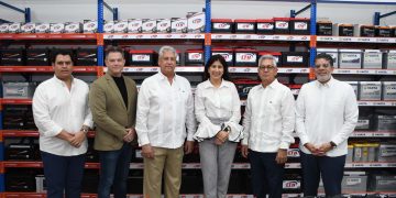 Apertura de Centro Cometa Expreso