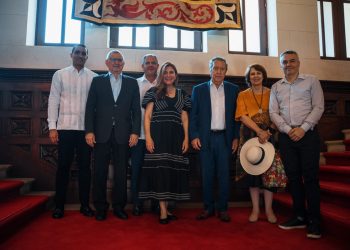Alcaldesa Carolina Mejía recibe a  expresidentes de América Latina y África como observadores en las elecciones