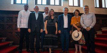 Alcaldesa Carolina Mejía recibe a  expresidentes de América Latina y África como observadores en las elecciones