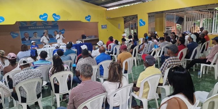 Equipo político coordinado por Juan Tomás realizó encuentro de dirigentes del PRM