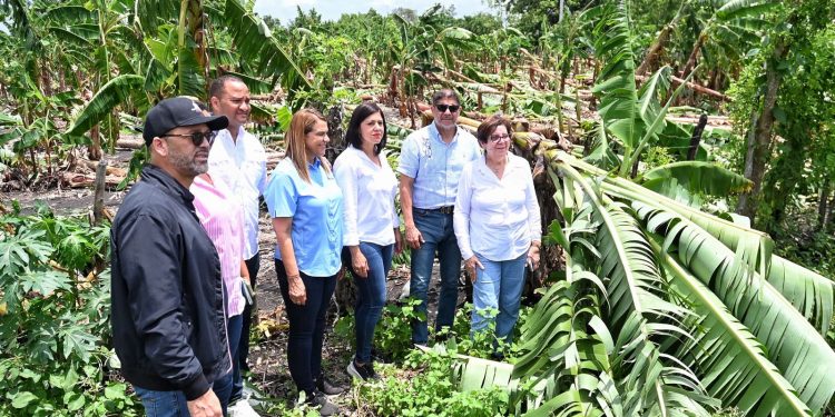 Ministros Limber Cruz e Igor Rodríguez en auxilio Zonas Afectadas por vientos y lluvias