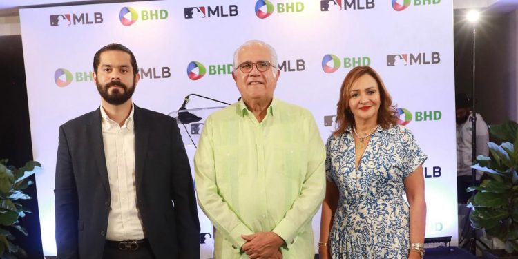 MLB y BHD ofrecen bienvenida a nuevos prospectos firmados por las academias 