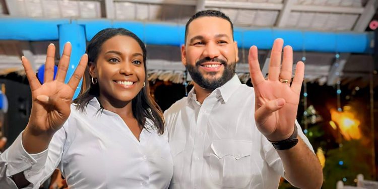 Excandidato a alcalde del PLD por Las Terrenas, Randy Esteban, anunció su apoyo a la candidata a diputada del PRM Carmen Williams