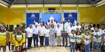 Raquel Peña entrega infraestructuras clave para salud y deporte en Santiago y Bonao