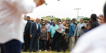 Vicepresidenta Raquel Peña inaugura complejo deportivo en Los Mina remozado por el INEFI