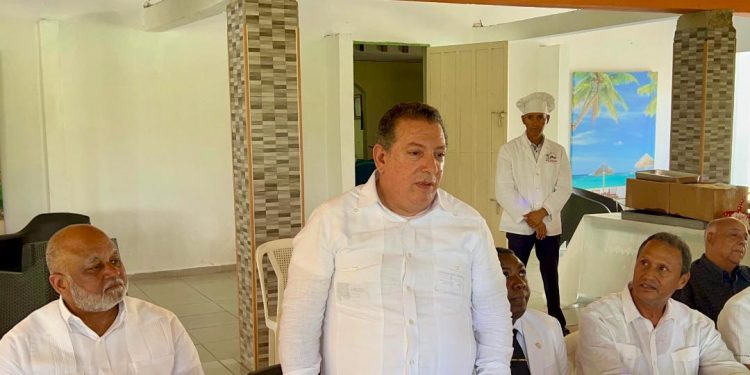 Roberto Fulcar afirma dominicanos seguirán con el desarrollo y progreso RD