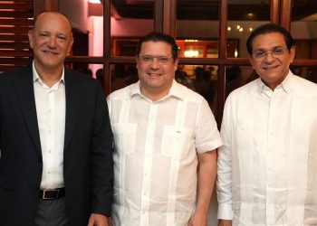 Sanz Lovatón vaticina Daniel Rivera ganará senaduría de Santiago con votación histórica
