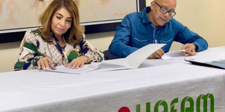 Universidad Agroforestal “Fernando Arturo de Meriño” y la Asociación de Locutores de Jarabacoa firman convenio