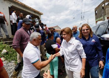Vicepresidenta Peña activa plan de emergencia para reconstruir viviendas perjudicadas por inundaciones en SFM