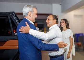 Presidente Abinader se reúne con Abel Martínez