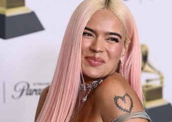 ¡Karol G en amor!