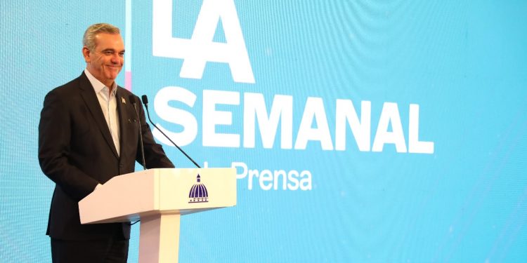 Abinader presenta las acciones que implementa el gobierno para lograr duplicar su PIB en el 2036