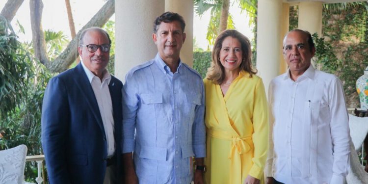 Fundación Madre y Maestra impulsa educación superior a través de la sinergia
