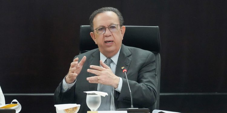 Economía dominicana crece 4.3 % en mayo y acumula expansión de 4.9 % en 2024