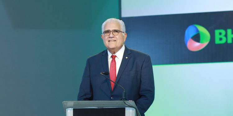 BHD celebra décima edición de Fleximóvil