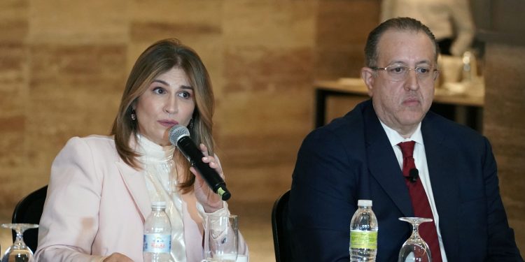 Carga fiscal desmedida al ron afecta recaudaciones del Estado, a productores y consumidores