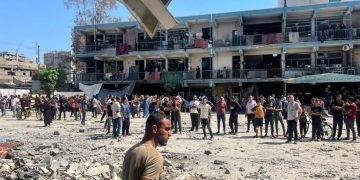Ejército de Netanyahu reivindica letal ataque a escuela en Gaza; España se suma a demanda por “genocidio” contra Israel