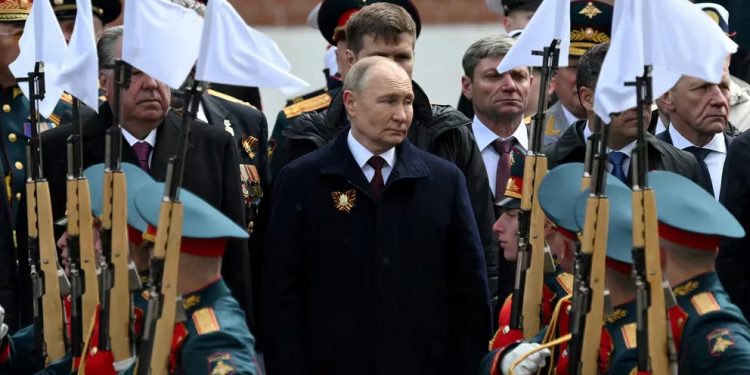 Putin ordenó reanudar la producción de misiles de alcance intermedio tras la ruptura del tratado de Rusia con Estados Unidos