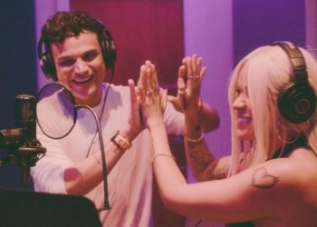 Karol G se une con famoso vallenatero para nuevo tema