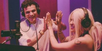 Karol G se une con famoso vallenatero para nuevo tema