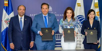 Salud Pública y Voluntariado Banreservas firman acuerdo de campaña contra el dengue
