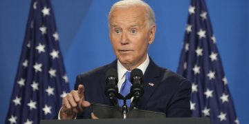 ¿Otro desastre? Biden sufre nuevos lapsus en una rueda crucial para su futuro, pero no se rinde