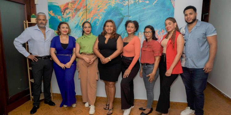 Centro Educativo Miss Núñez abre sus puertas en Santiago