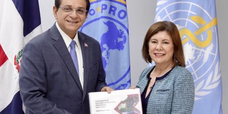 Daniel Rivera colabora con la OPS/OMS en iniciativa de municipios saludables para Santiago