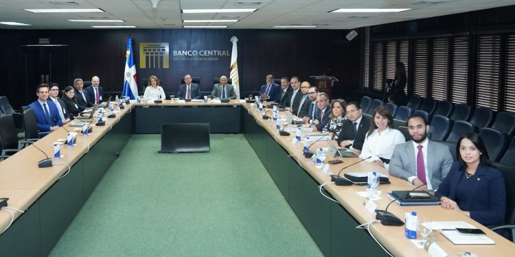 FMI destaca solidez económica y resiliencia de la República Dominicana en consulta del Artículo IV