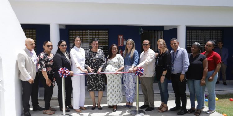 INAIPI inaugura el CAIPI Comunitario Ercilia Pepín, en Bonao