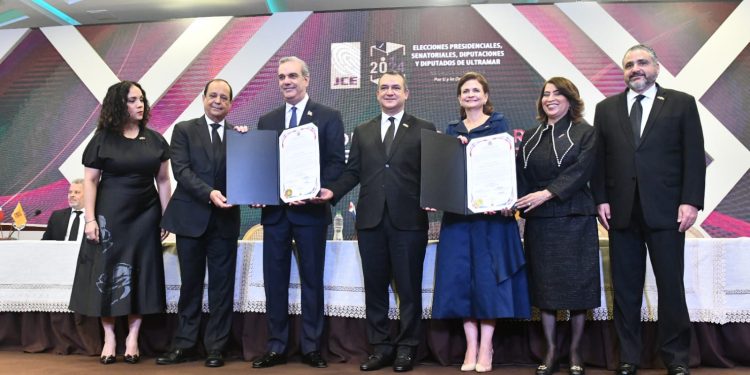 Presidente Abinader reafirma su compromiso para continuar impulsando las reformas que requiere el país y dejar un legado de fortalecimiento democrático