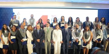 Raquel Peña encabeza presentación de la Política Nacional de Calidad 2024-2028 en 4º Foro Nacional de la Calidad, del CODOCA