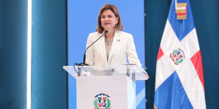 Vicepresidenta Raquel Peña insta a países del Gran Caribe a mejorar conectividad aérea mediante tecnología de aviación