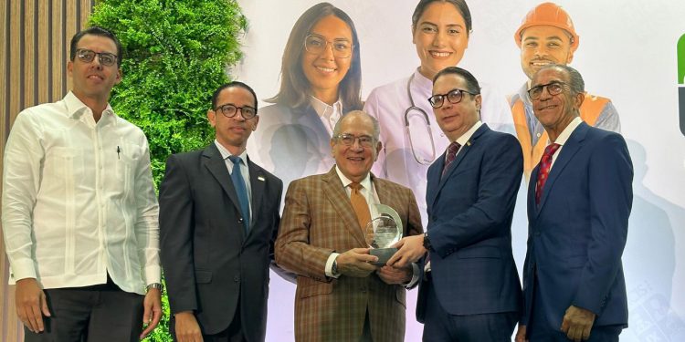 SISALRIL participa en el noveno Congreso Internacional de Prevención y Gestión de Riesgos Laborales de la ACIS