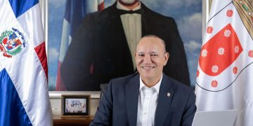 Alcalde Ulises Rodríguez respalda la defensa de la democracia en Venezuela por parte del presidente Abinader