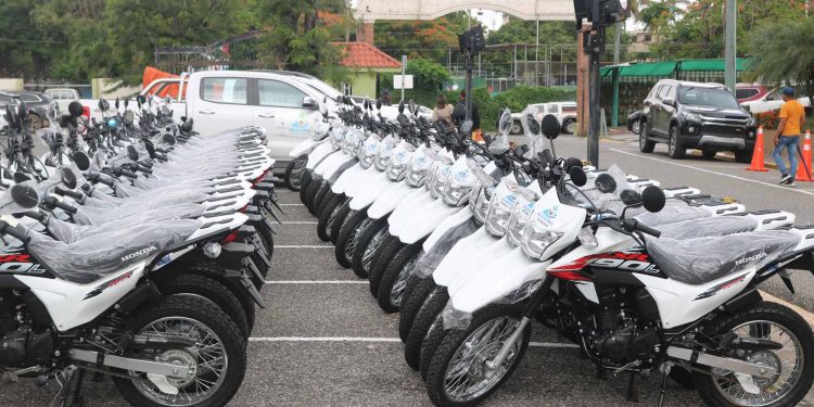 Técnicos reciben 50 motocicletas para proyecto de Agricultura Resiliente