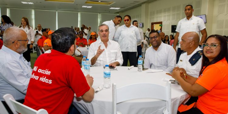 Abinader comprometido con la escucha activa y soluciones en su segundo mandato
