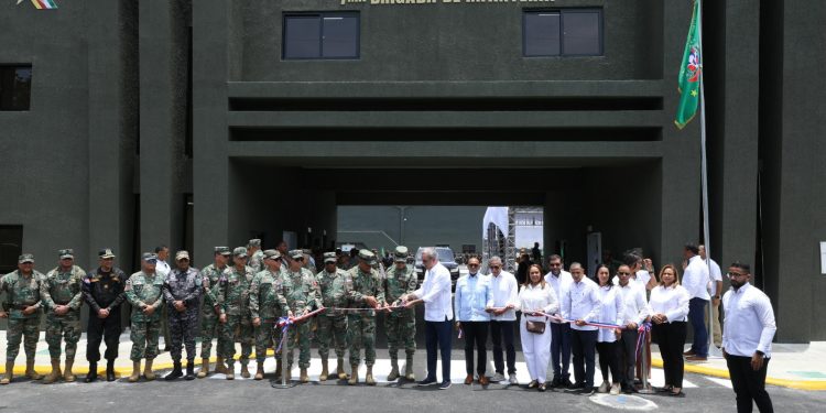 Abinader inaugura proyecto habitacional Santa Ana y Fortaleza de la provincia Duarte