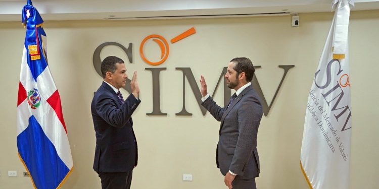 Presidente Abinader designa a Julián Serulle Joa como Intendente del Mercado de Valores
