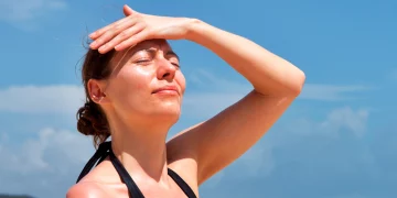 Así puede afectar a la vista estar expuesto al sol durante mucho tiempo sin usar las gafas adecuadas