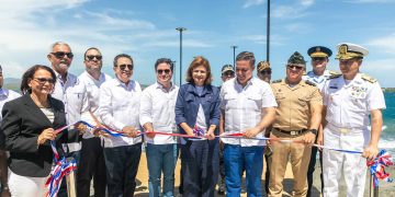Vicepresidenta Raquel Peña inaugura importantes infraestructuras pesqueras en Pedernales y Baní