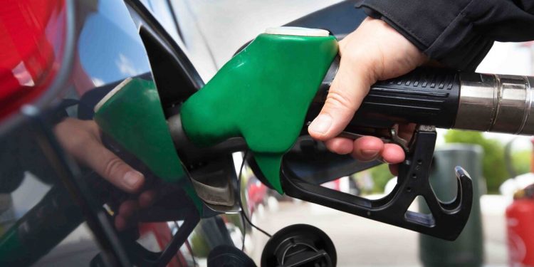 ¿Regular, Super o Premium? Conoce la gasolina adecuada para tu carro