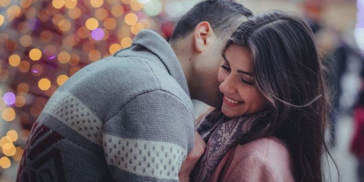 ¿Por qué nos excitan tanto los besos?