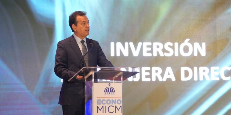 Bisonó resalta el impacto de la visión de desarrollo de Abinader en el crecimiento económico de la RD
