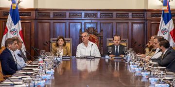 Presidente Abinader encabeza Consejo de Ministros para conocer presupuesto de RD$1.48 Billones para 2025